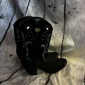 Dingo Black Embellished Studded Leather Heel Cowgirl Western Boots Wmns Sz 9.5